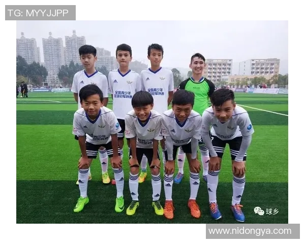 梅州业余足球明星阵容揭晓球员风采与实力一览无遗